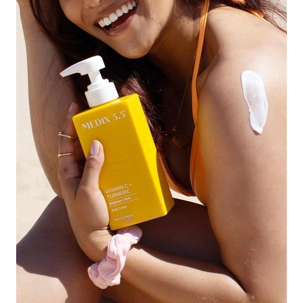 Medix 5.5 Medix 5.5 Vitamin C Turmeric Brightening Body Lotion - Back View - for Sale in Kenya